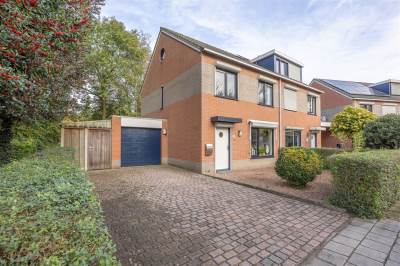 Woning Ans van den Berglaan 28 Enschede