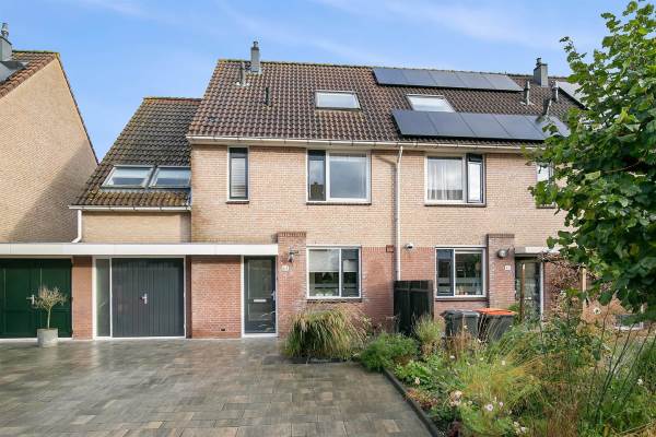 Woning Leeuwetand 64 Monnickendam