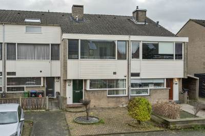 Woning Sperwerlaan 42 Leerdam