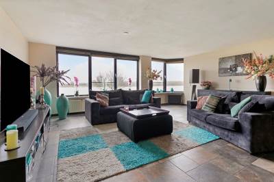 Woning Maasboulevard 48a Spijkenisse