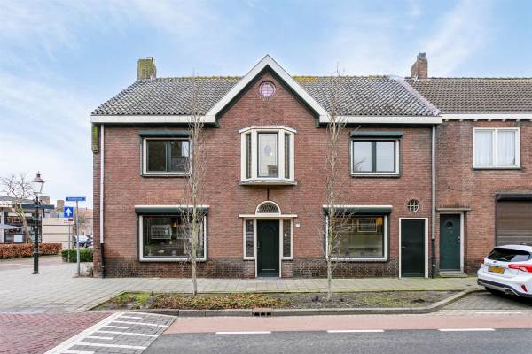 Woning Hoofdstraat 17 Zevenbergschen Hoek (Gem. Moerdijk)