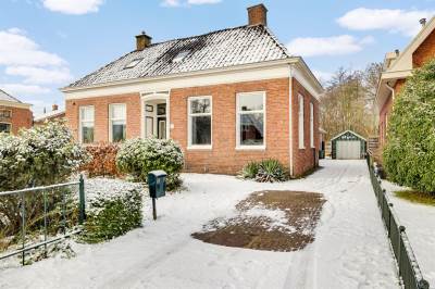 Woning Burg van Barneveldweg 13 Aduard