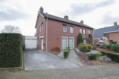 Woning Praamstraat 8 Maasbracht