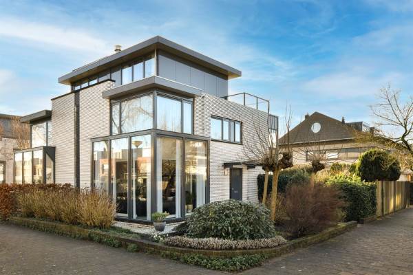 Woning Coen van Boshuizenlaan 49 Ouderkerk aan de Amstel