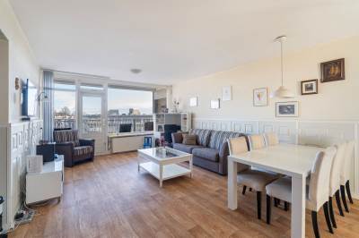 Woning Volendamlaan 768 Den Haag