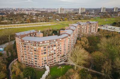 Woning Leerdamhof 123 Amsterdam