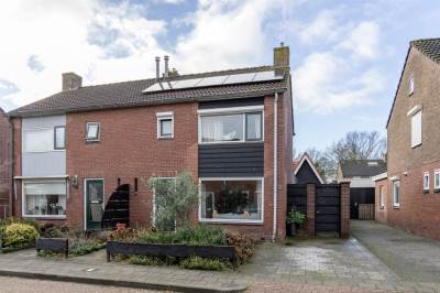 Woning Meeuwenweg 11 Daarlerveen