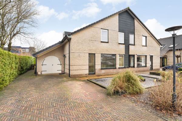 Woning Bottelroos 29 Dedemsvaart