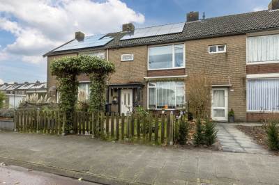 Woning President Kennedylaan 145 Roosendaal