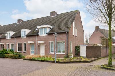 Woning Drs. Hein Mandosplaats 13 Waalre