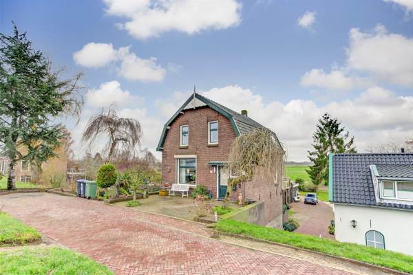 Woning Kerkeinde 68 Sleeuwijk