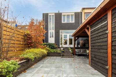 Woning Oostdijk 127 Oud-Beijerland