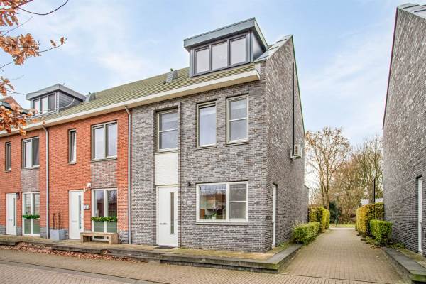 Woning Honingbij 100 Son en Breugel