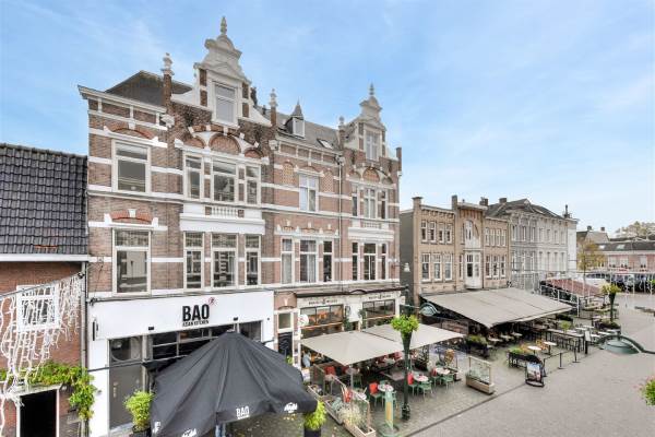 Woning van Coothplein 13A Breda