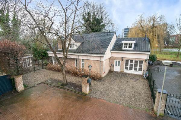 Woning De Baken 35 37, 39 Den Bosch