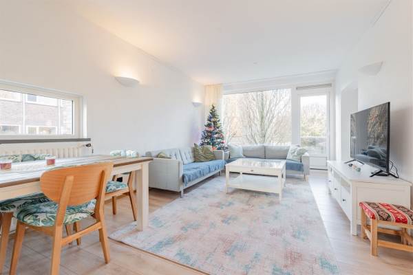 Woning Julianaplantsoen 74 Diemen