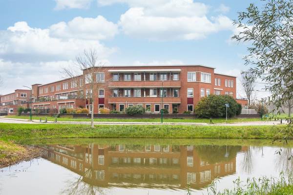 Woning Galerijmuur 5 Houten