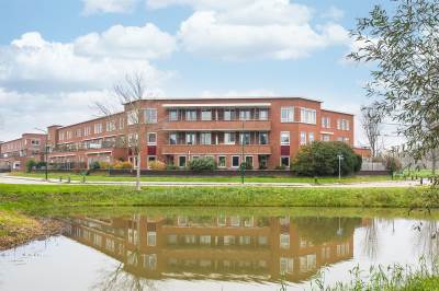 Woning Galerijmuur 5 Houten