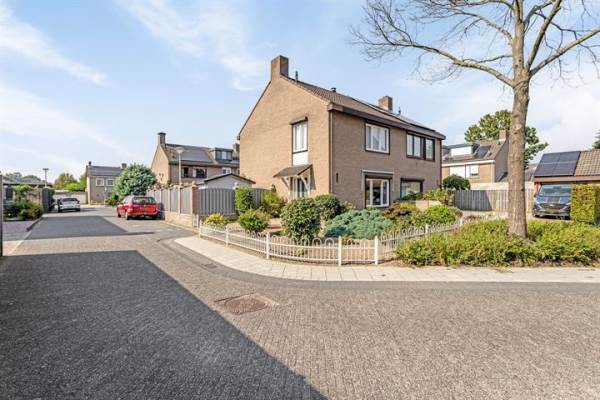 Woning Kasteel Nederhovenstraat 12 Roermond