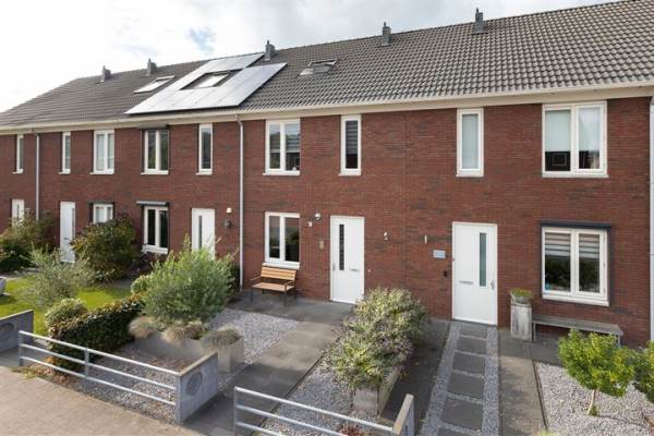 Woning Willem Neerfeldtstraat 25 Groenlo