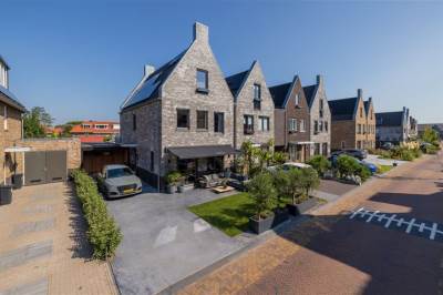 Woning Meeroever 42 Hillegom