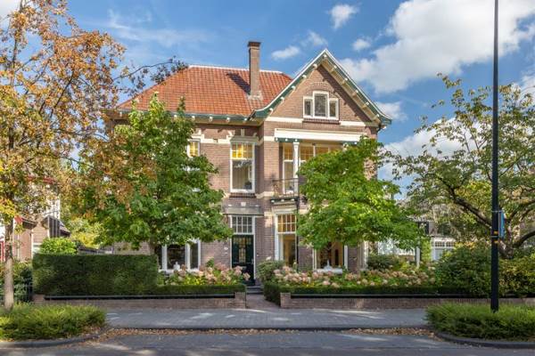 Woning Regentesselaan 10 Apeldoorn