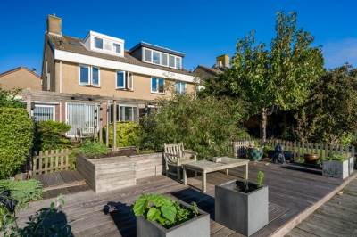 Woning Rosendael 24 Landsmeer