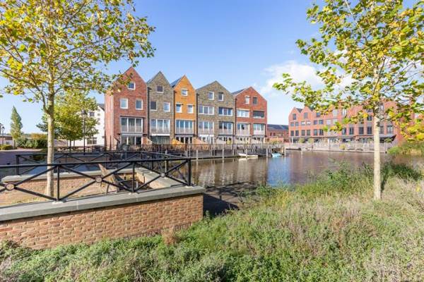 Woning Jean Perrinstraat 12 Almere