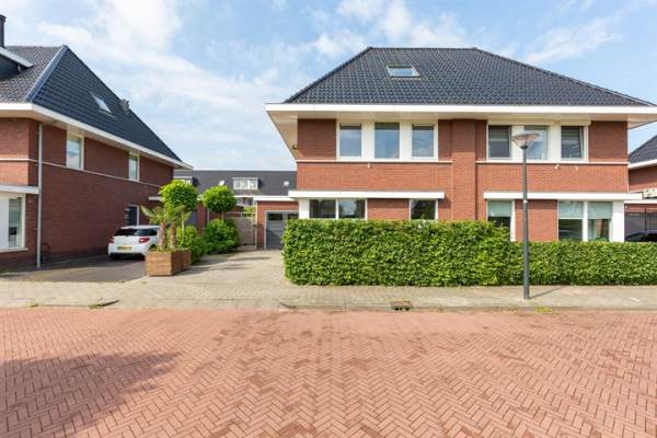 Woning Adriaan Anthoniszstraat 22 Zwaag