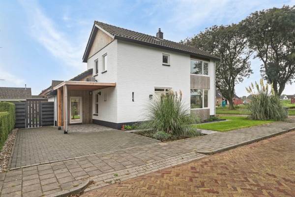 Woning Brink 2 Scheerwolde