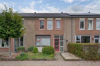 Woning Secretaris D.J.M.C. Ottermanweg 29 de Wijk