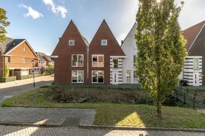 Woning Eikenlaan 52 Puttershoek