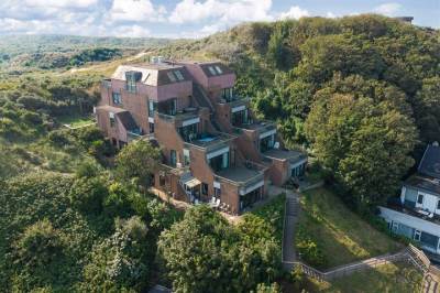 Woning van Ogtropweg 10- 5 Wijk aan Zee