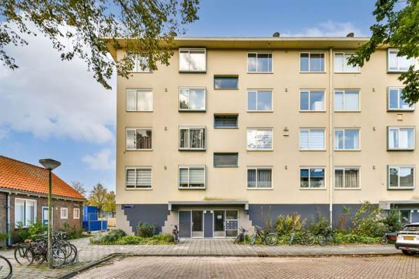 Woning Petrus Blokhof 8- 2 Amsterdam