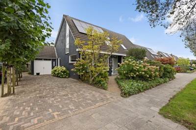 Woning Ylostinslaan 23 IJlst