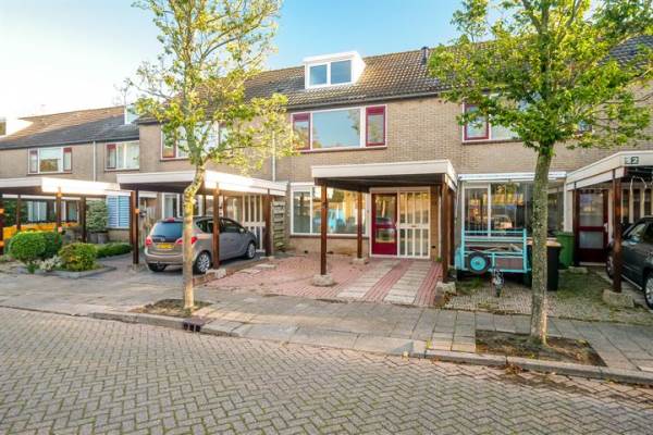 Woning Zwanenlaan 14 Anna Paulowna