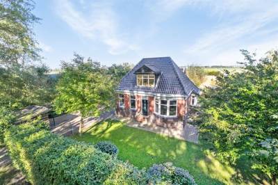 Woning Hoofdweg 8 Tjuchem