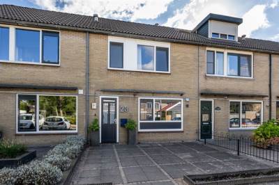 Woning Leeuwerikstraat 23 Sommelsdijk