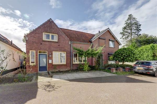 Woning Hoenderstraat 18 Well (LI)