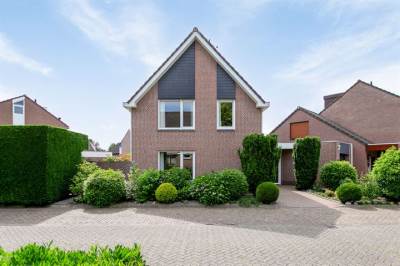 Woning van Houtenstraat 10 Hoogerheide