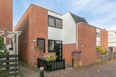 Woning Eekhoorntjesbrood 60 Alphen aan den Rijn