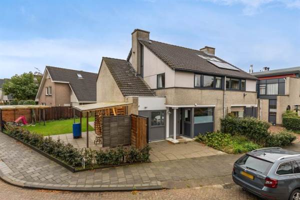 Woning Landheer 82 Poortugaal