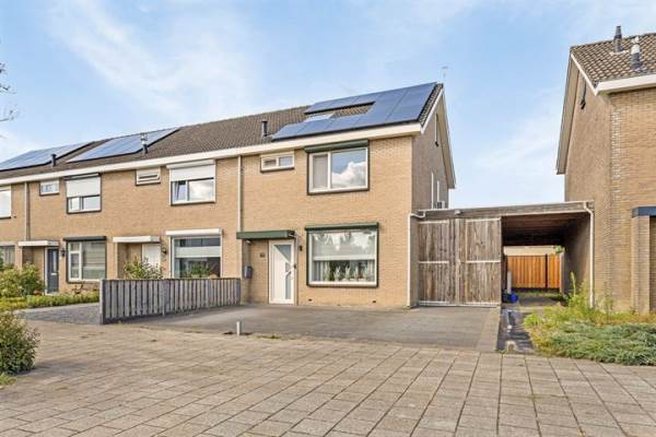 Woning Roofvogelstraat 73 Heinkenszand