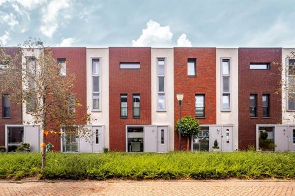 Woning Anton van Duinkerkenstraat 13 Waalwijk