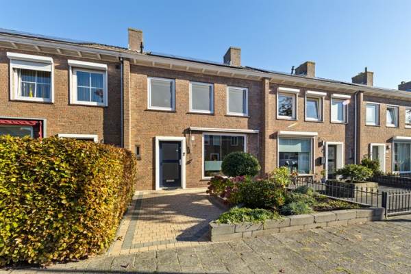 Woning Esdoornlaan 23 Roosendaal