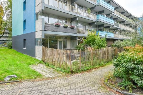 Woning Bramzeilhof 2 Amsterdam