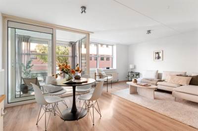 Woning Eerste Van der Helststraat 1-A 8 Amsterdam