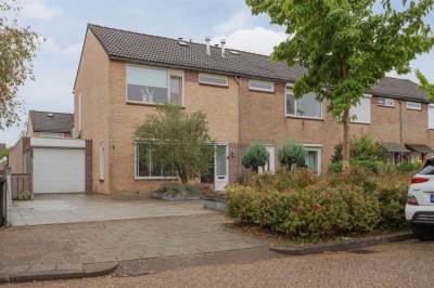 Woning Irisstraat 8 Nieuwendijk