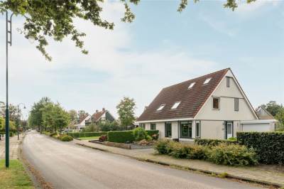 Woning Ds. Visscherwei 35 Houtigehage