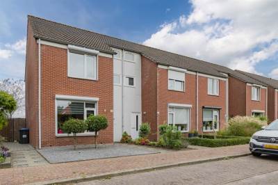 Woning Hoendervogellaan 24 Heinkenszand